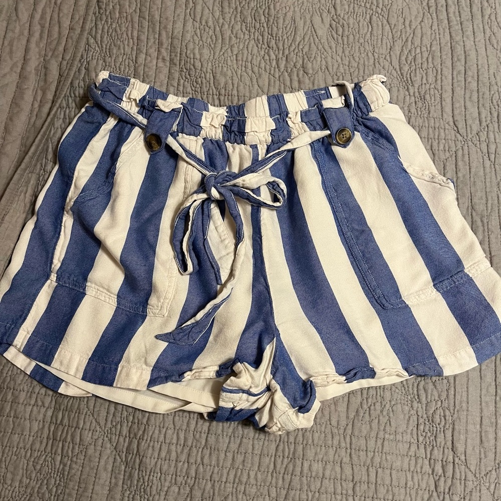 American Eagle blue and white striped shorts. Size medium